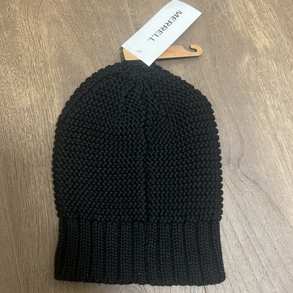 Merrell Questsa Beanie, black, NWT’s. - Picture 3 of 4